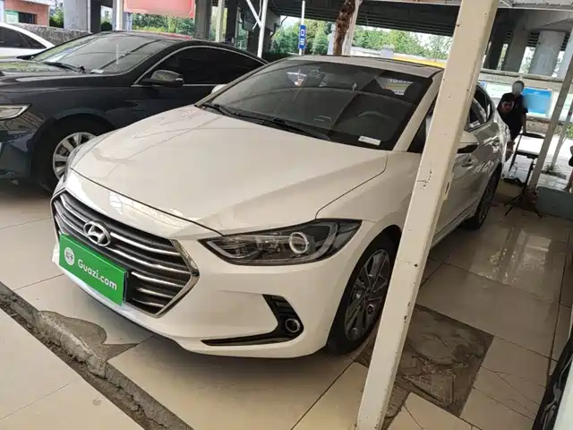 2018 Hyundai Elantra