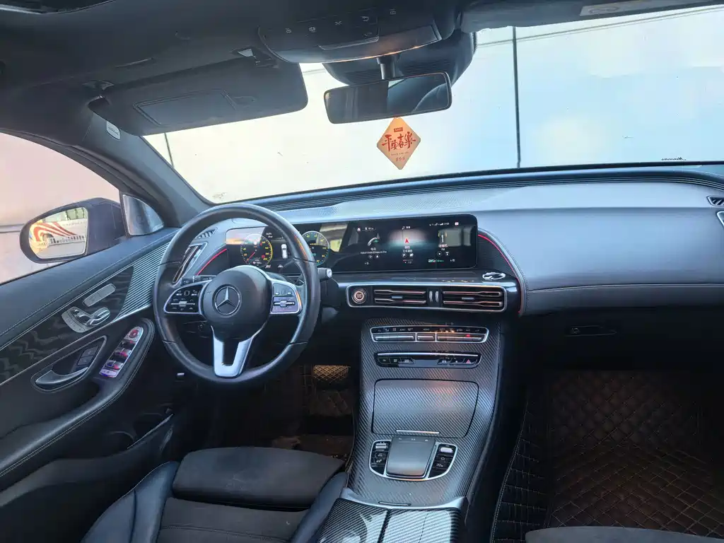 Mercedes-Benz EQC — миниатюра 7