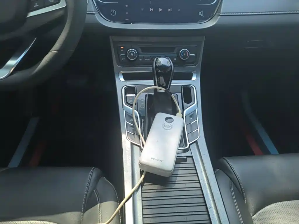 Geely Emgrand — миниатюра 14