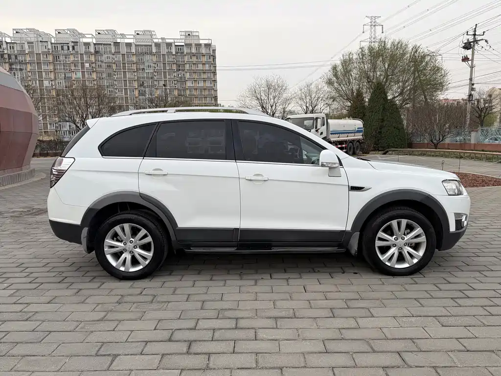 Chevrolet Captiva — миниатюра 8