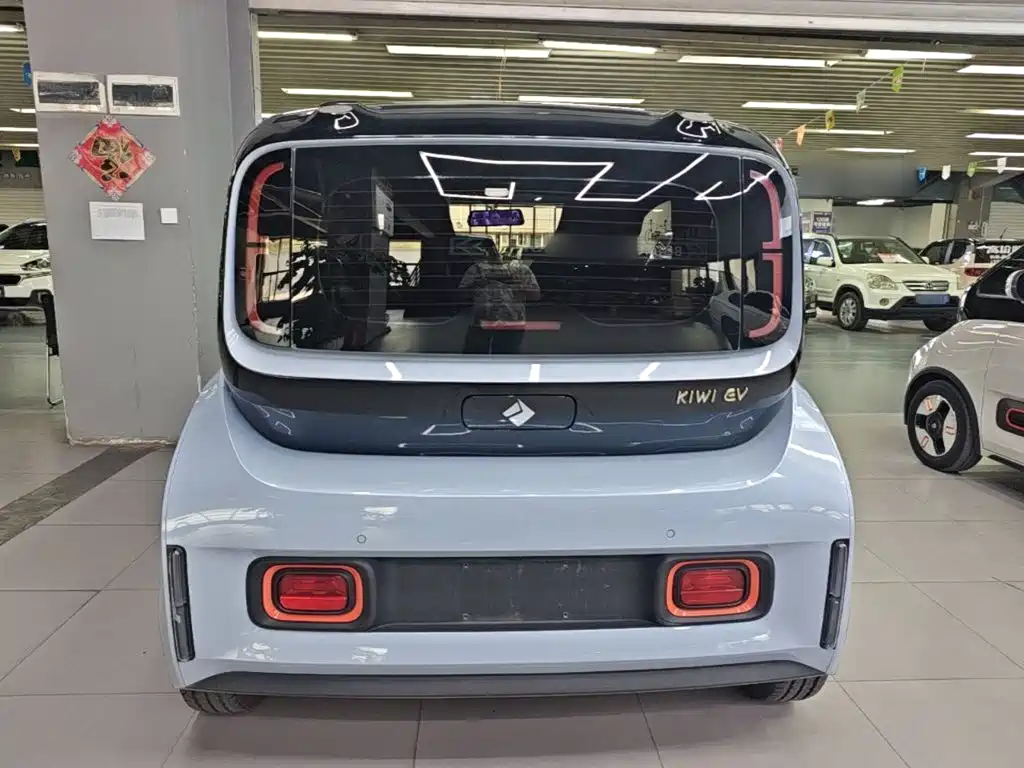 Baojun KiWi EV — миниатюра 6