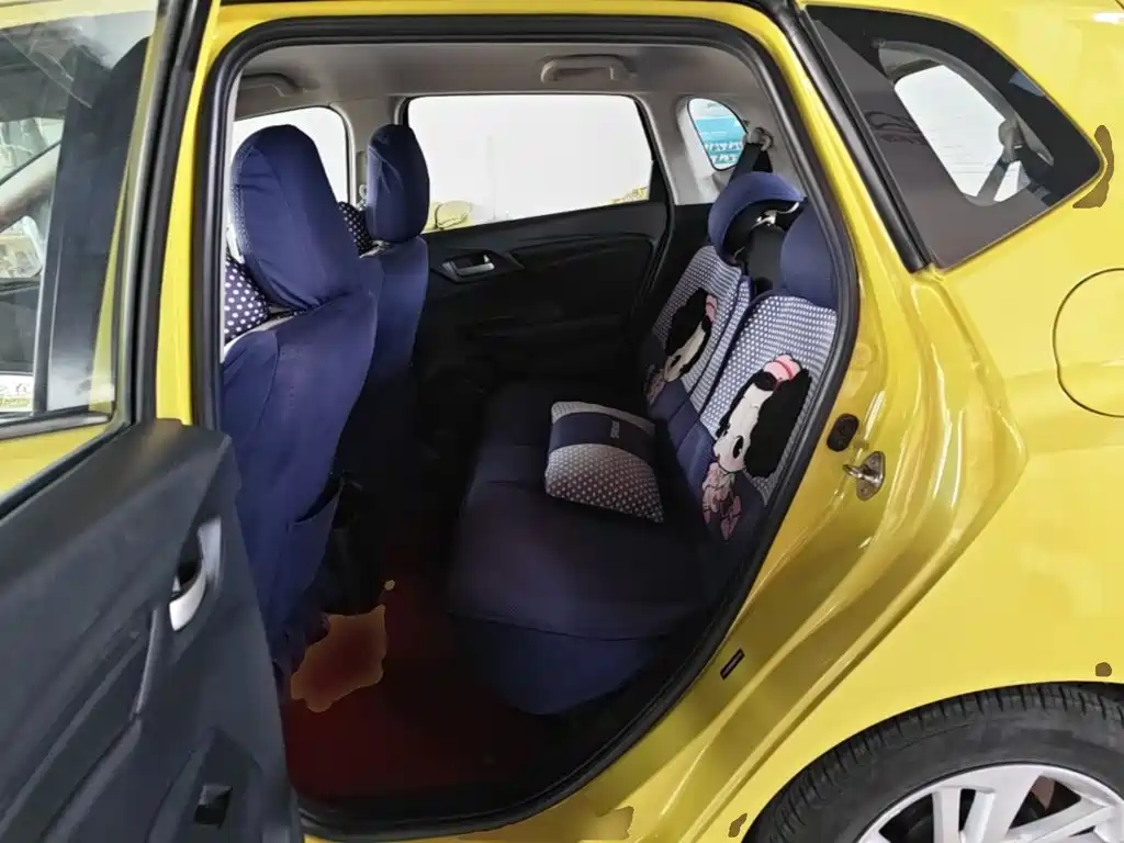 Honda Fit — миниатюра 17