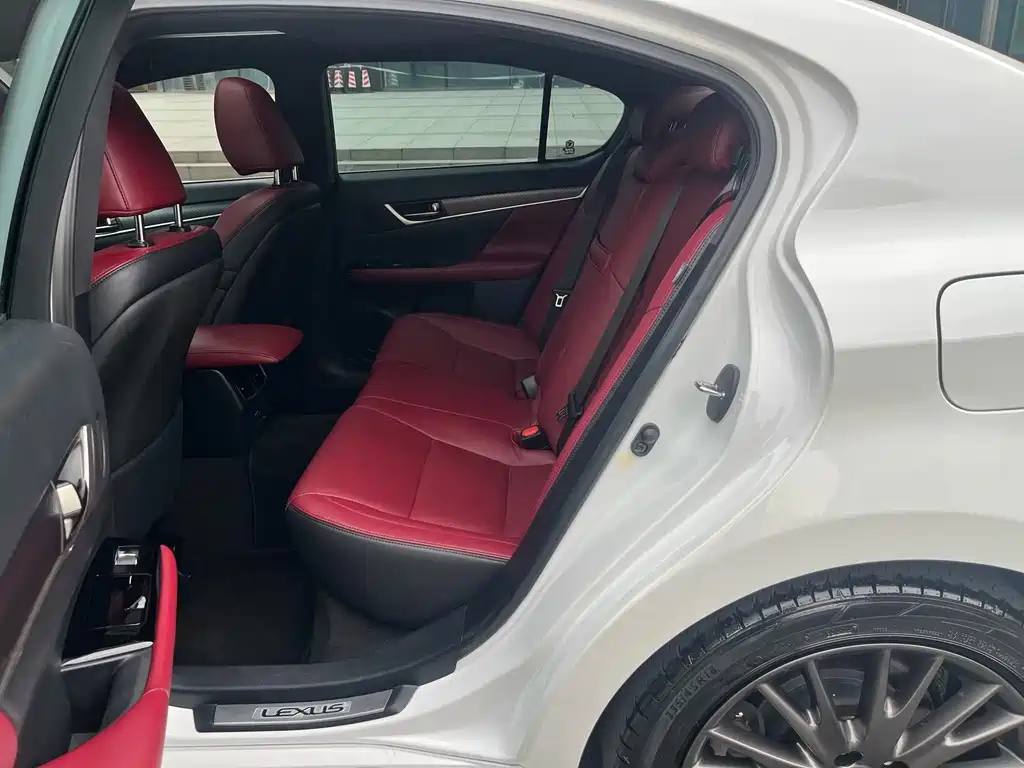 Lexus GS — миниатюра 13