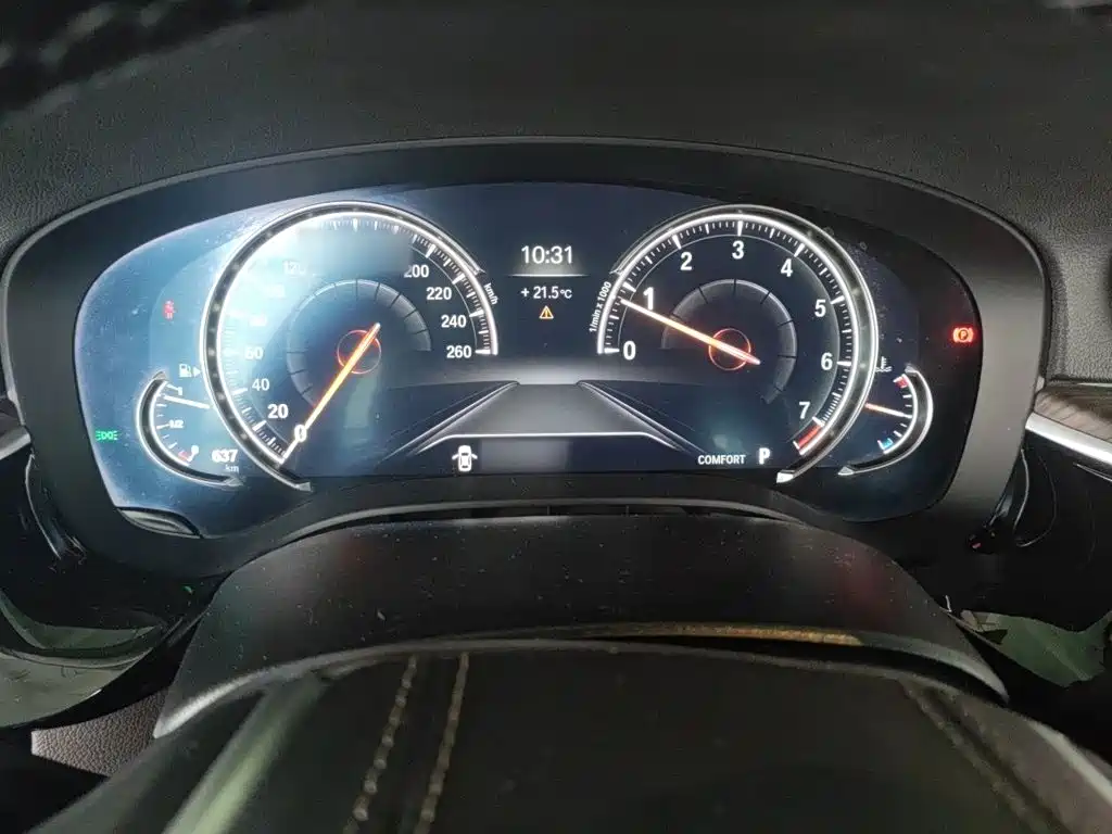 BMW 5 Series — миниатюра 4