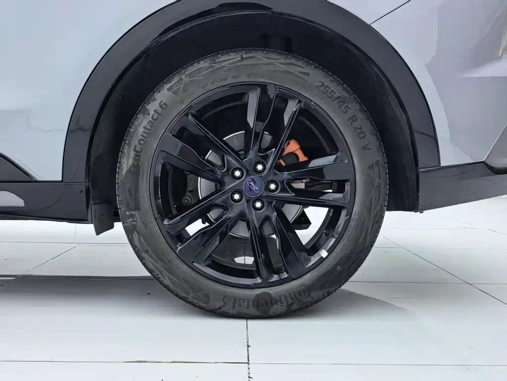 Ford Evos — миниатюра 25