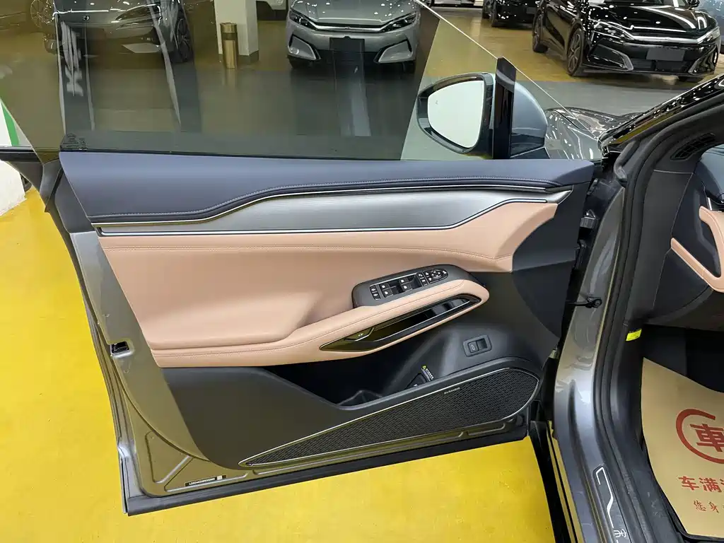 BYD Song L EV L EV 2025 662km Smart Drive