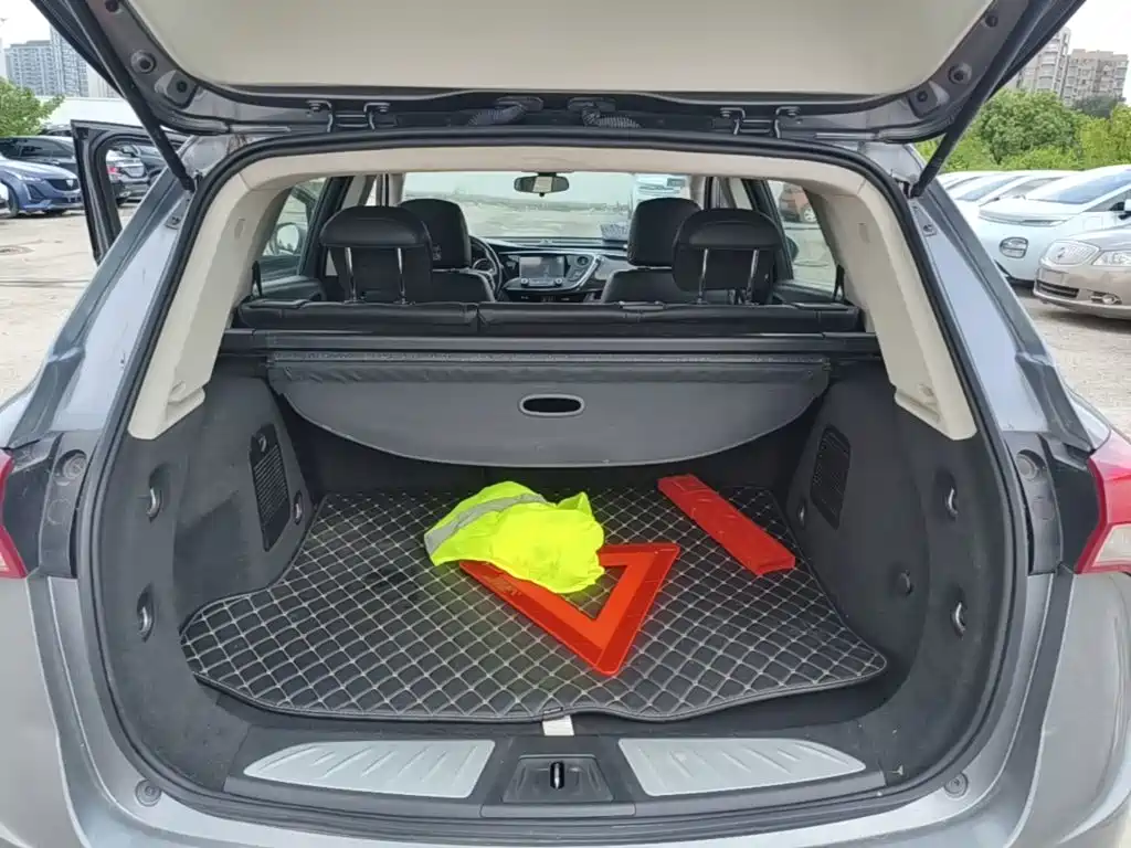 Buick Envision Plus — миниатюра 19