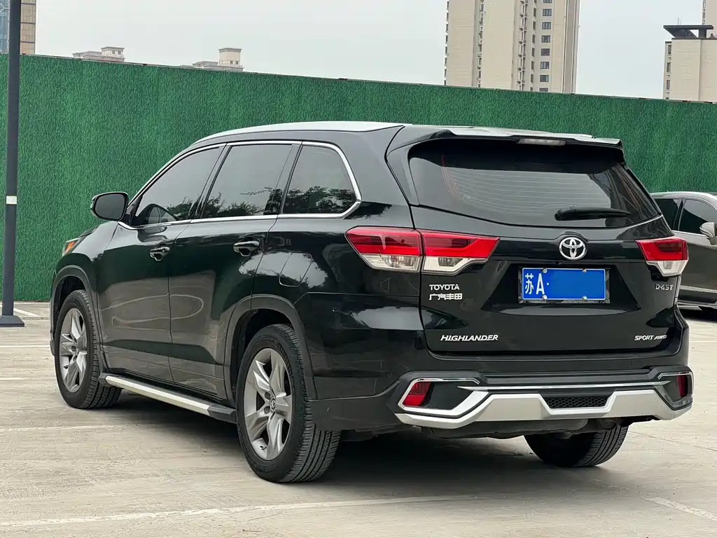 Toyota Highlander — миниатюра 5