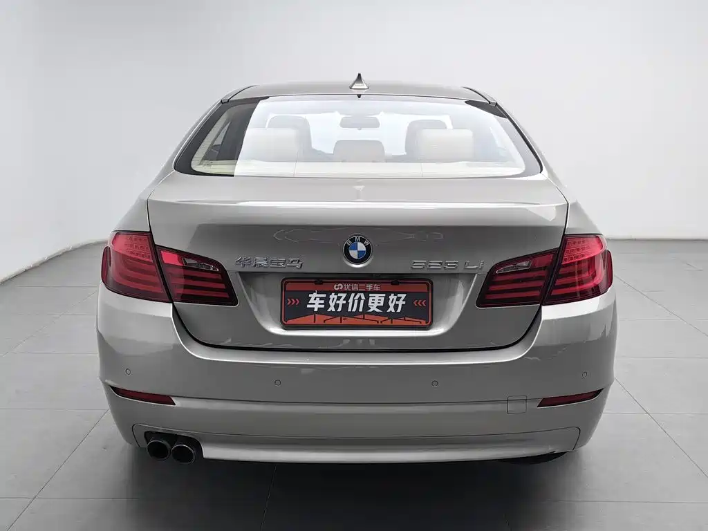 BMW 5 Series — миниатюра 4