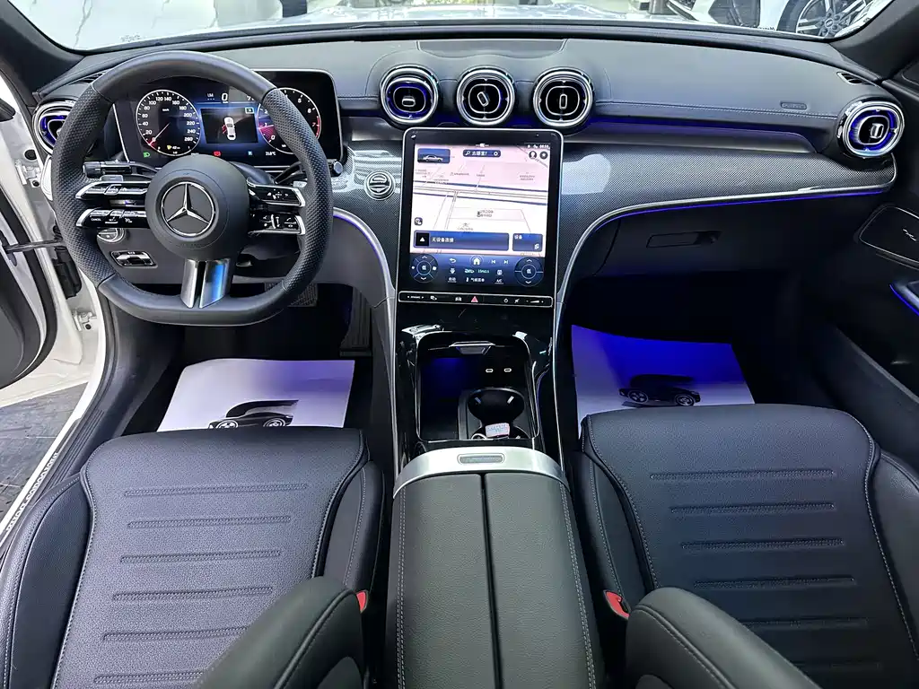 Mercedes-Benz C-Class — миниатюра 6