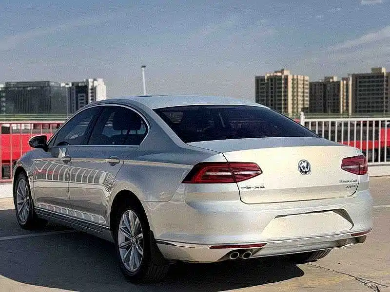 Volkswagen Magotan — миниатюра 4