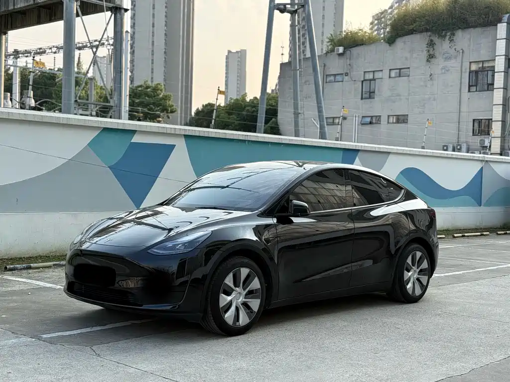 Tesla Model Y 2022 Facelift RWD Drive Dynamic Edition