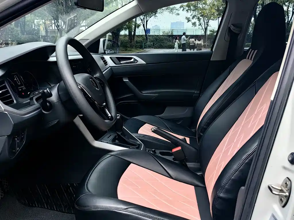 Volkswagen Polo — миниатюра 4
