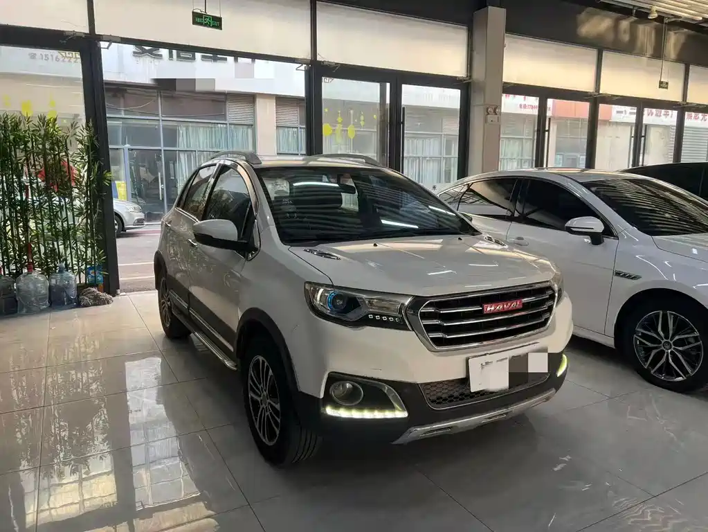 Haval H1 2015 1.5L MT Luxury
