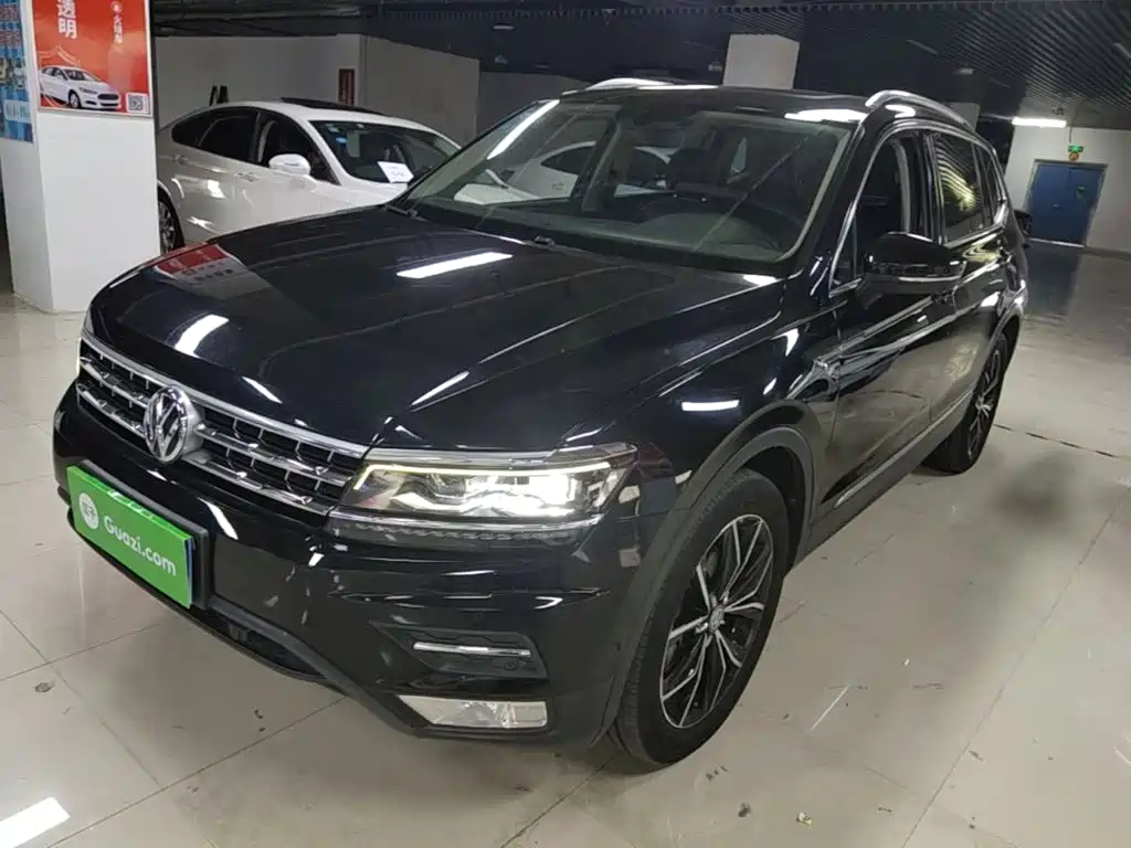 Volkswagen Tiguan L — миниатюра 2