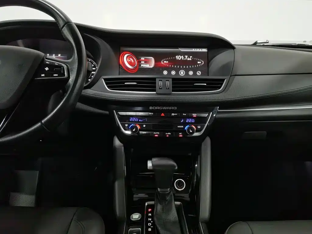 Borgward BX7 — миниатюра 12