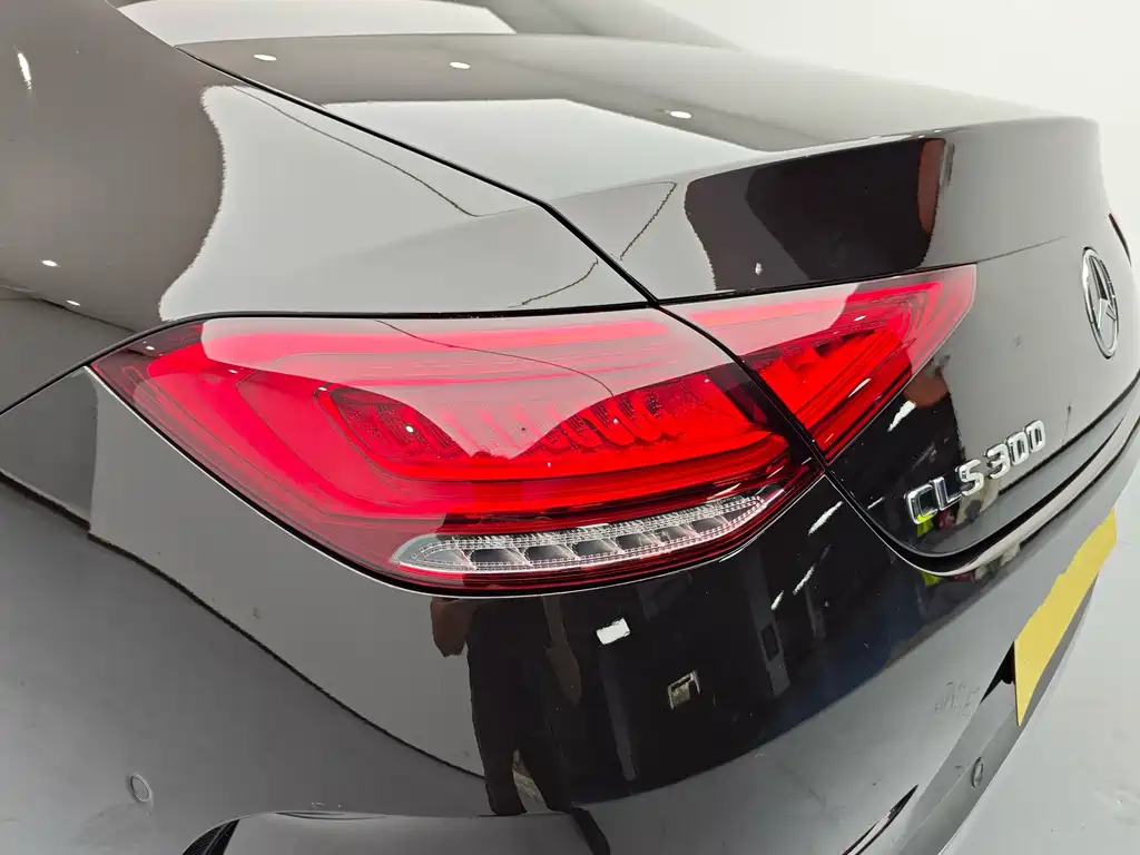 Mercedes-Benz CLS — миниатюра 4