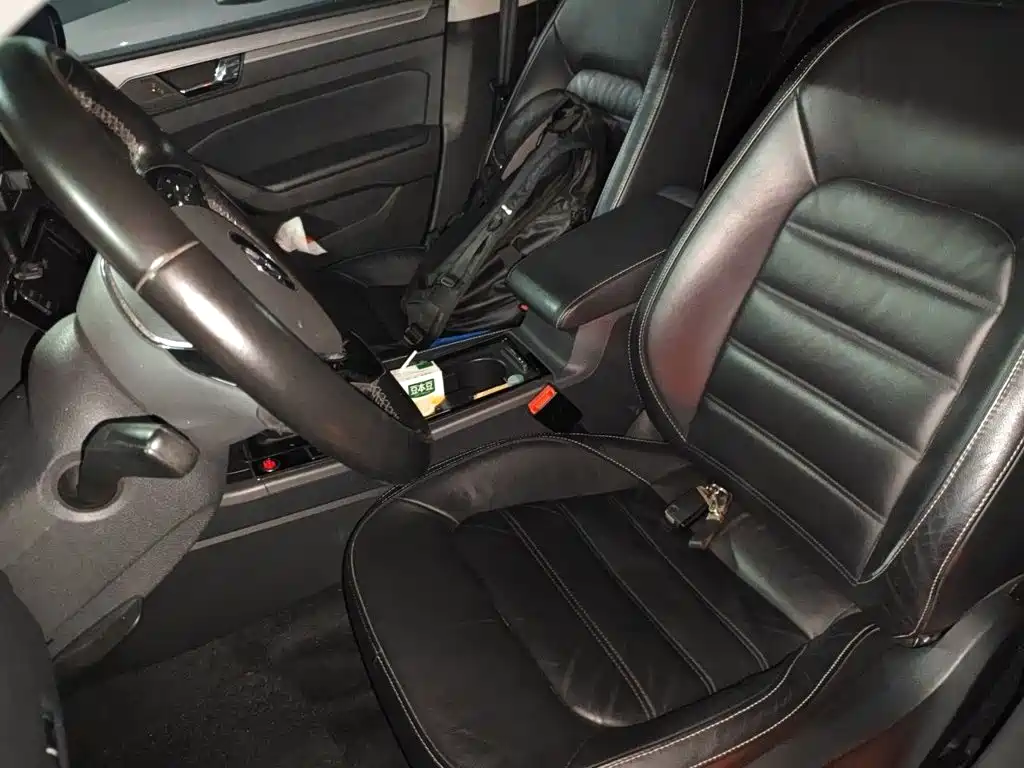 Volkswagen Passat — миниатюра 8