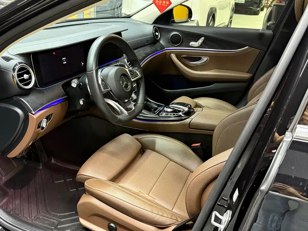 Mercedes-Benz E-Class — миниатюра 9