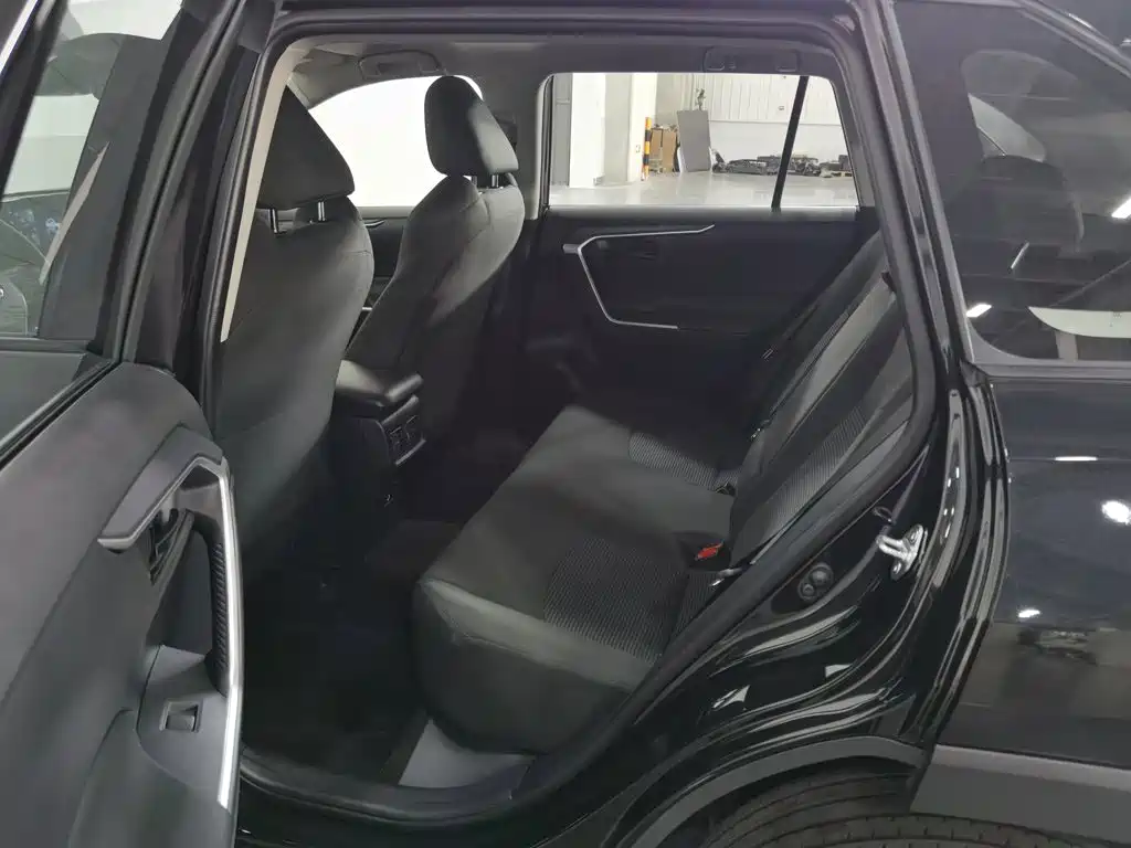 Toyota Wildlander — миниатюра 15