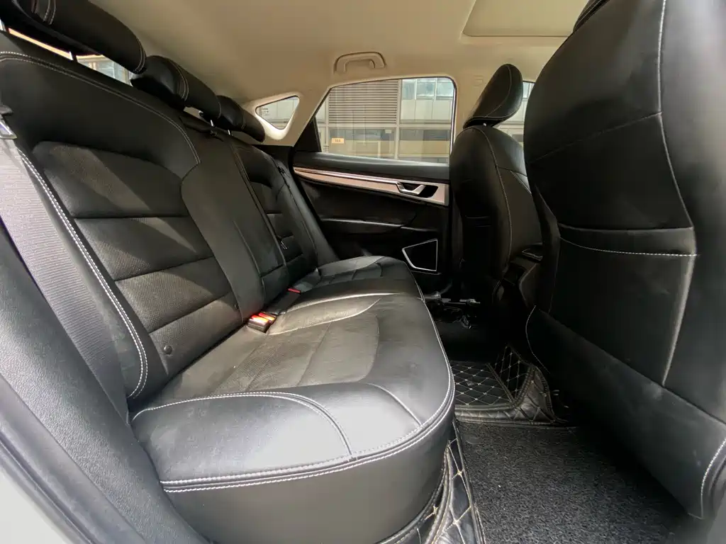 GEELY AUTOMOBILE EMGRAND GS