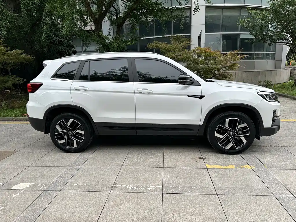 Changan CS75 — миниатюра 11