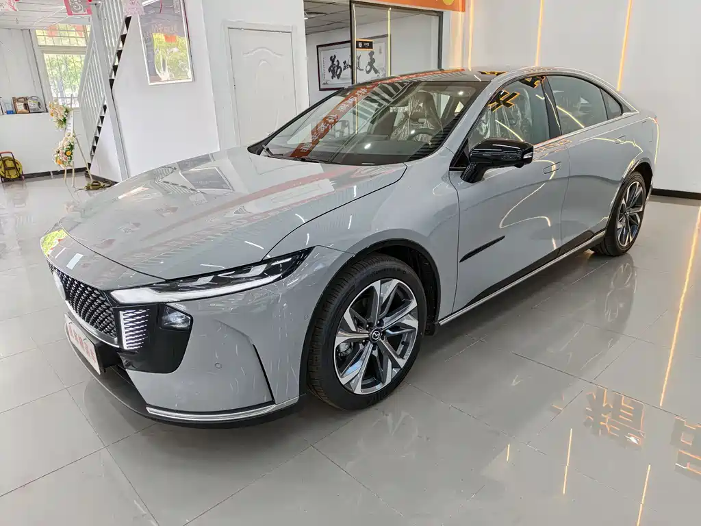 Mazda EZ-6 2026