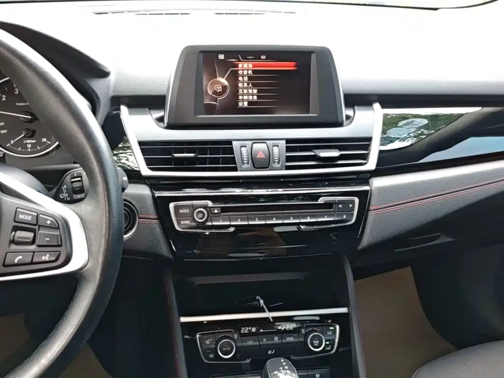BMW 2 Series Gran Tourer — миниатюра 13