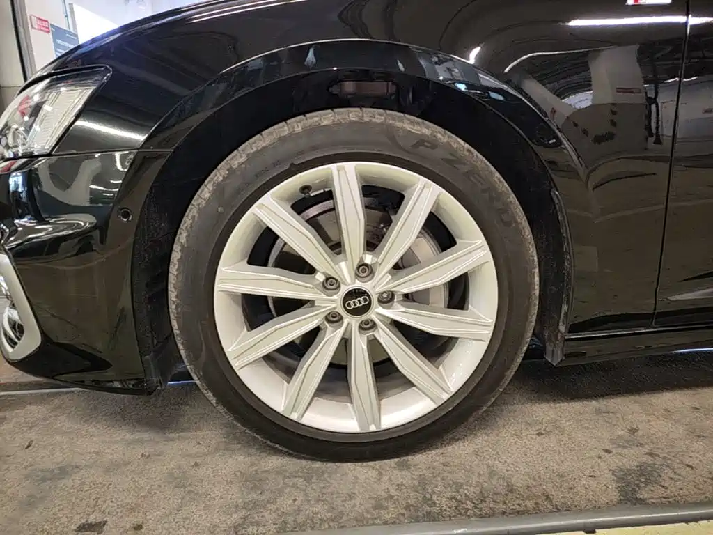 Audi A6L — миниатюра 23