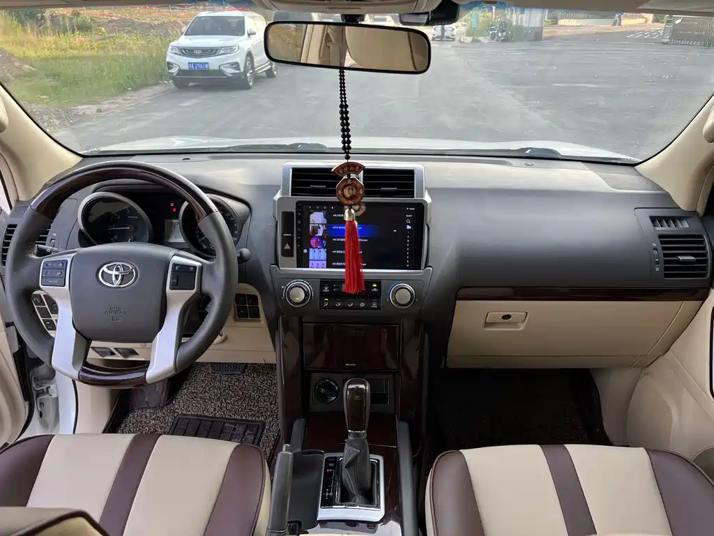 Toyota Prado (Import) — миниатюра 12