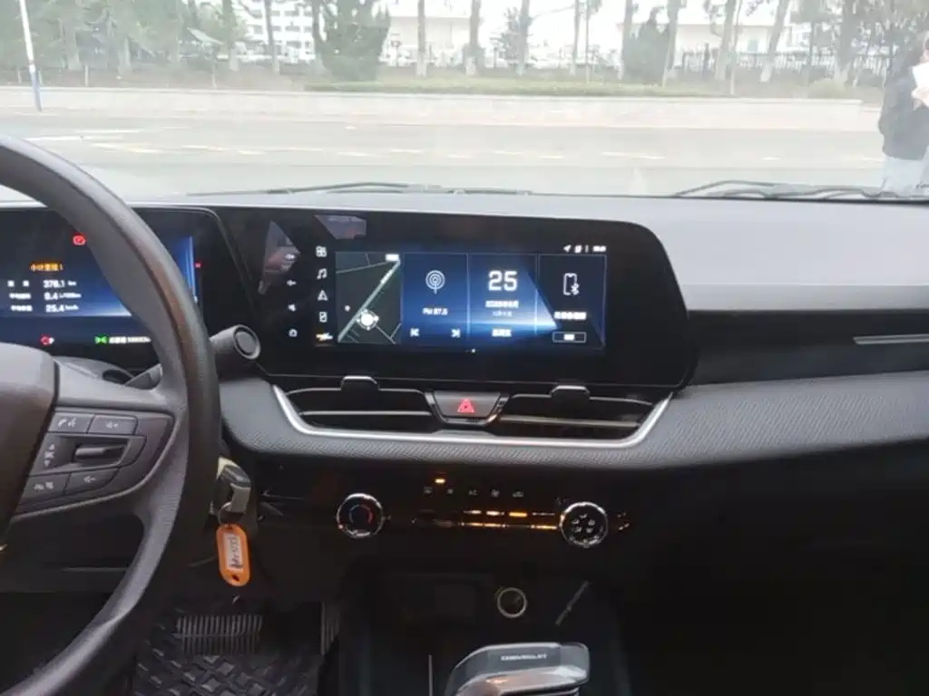 Chevrolet Monza — миниатюра 13