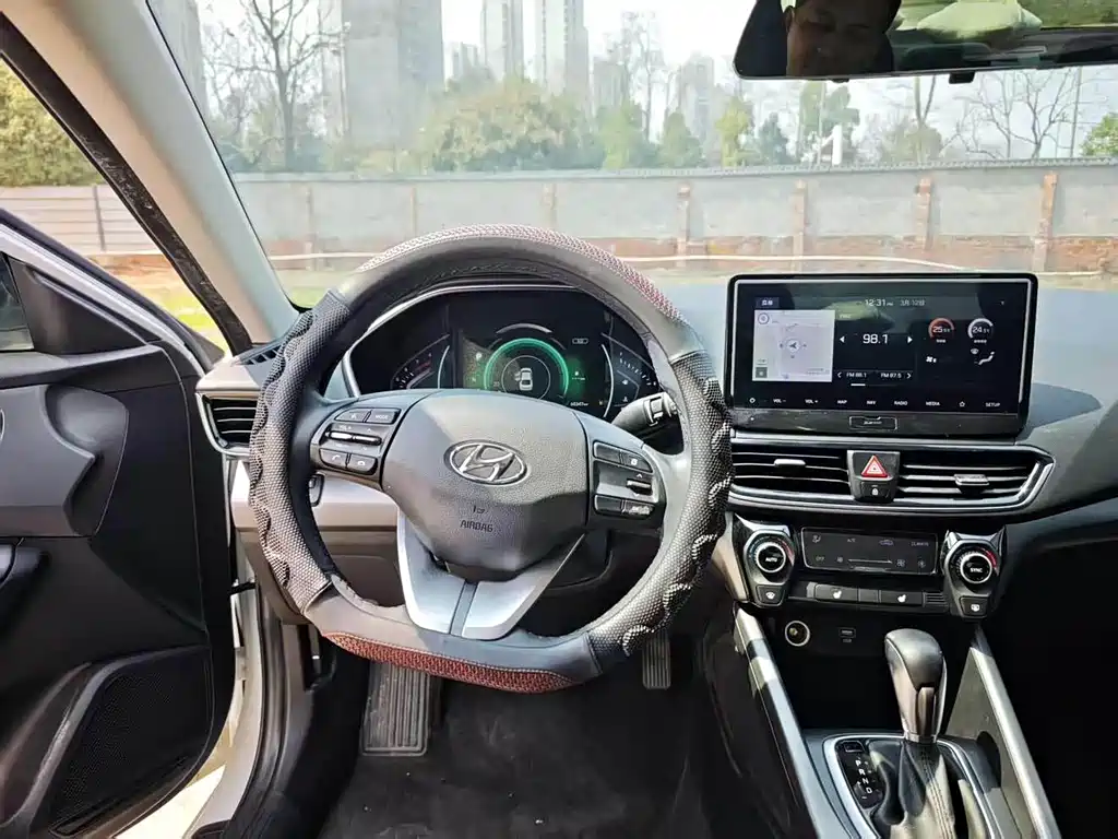 Hyundai Fista — миниатюра 5