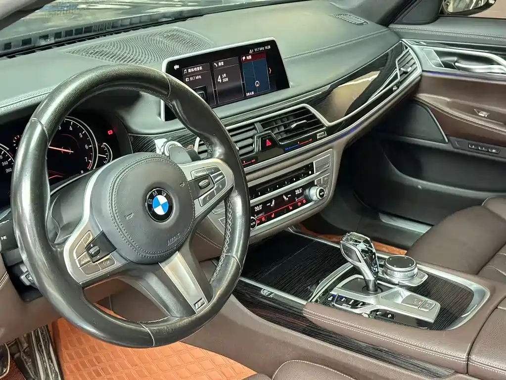 BMW 7 Series 7 2018 730Li Lead M Sport