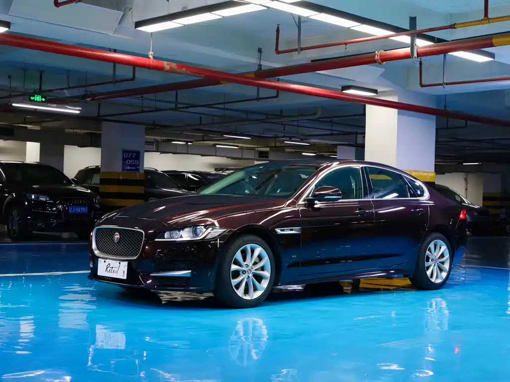 Jaguar XF 2016