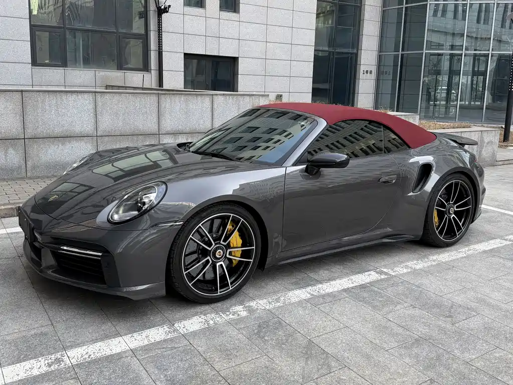 Porsche 911 2021