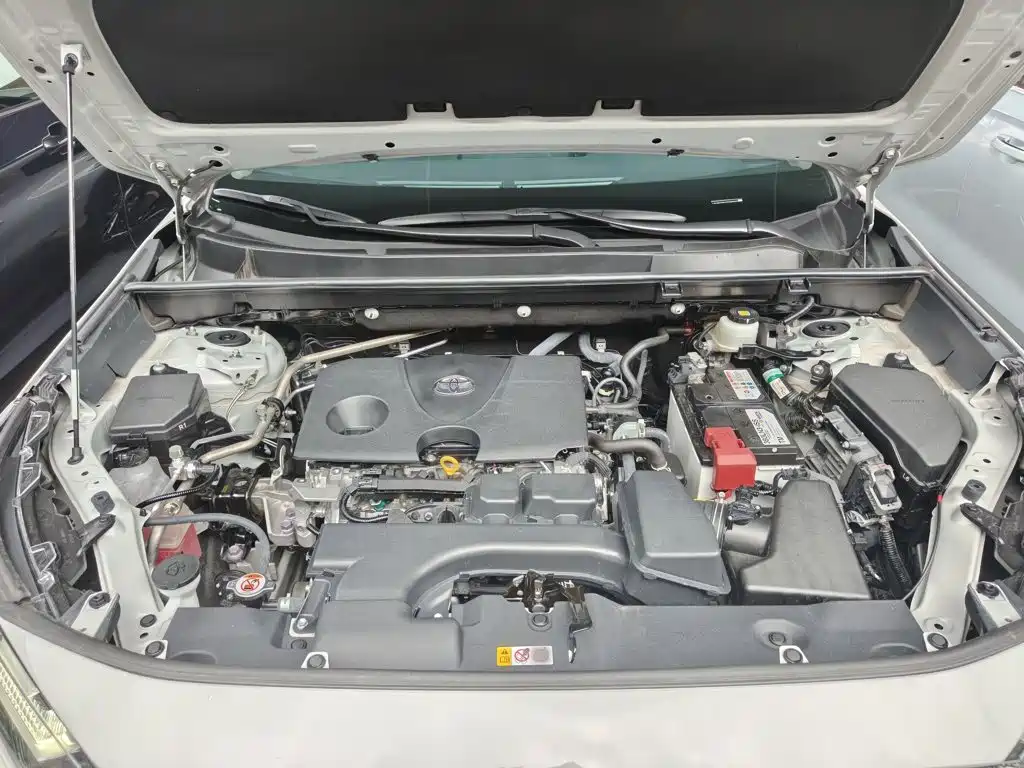 Toyota RAV4 — миниатюра 20