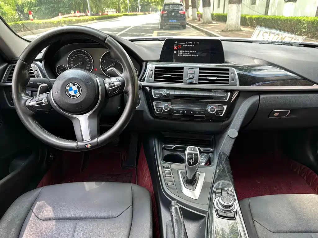 BMW 3 Series — миниатюра 5