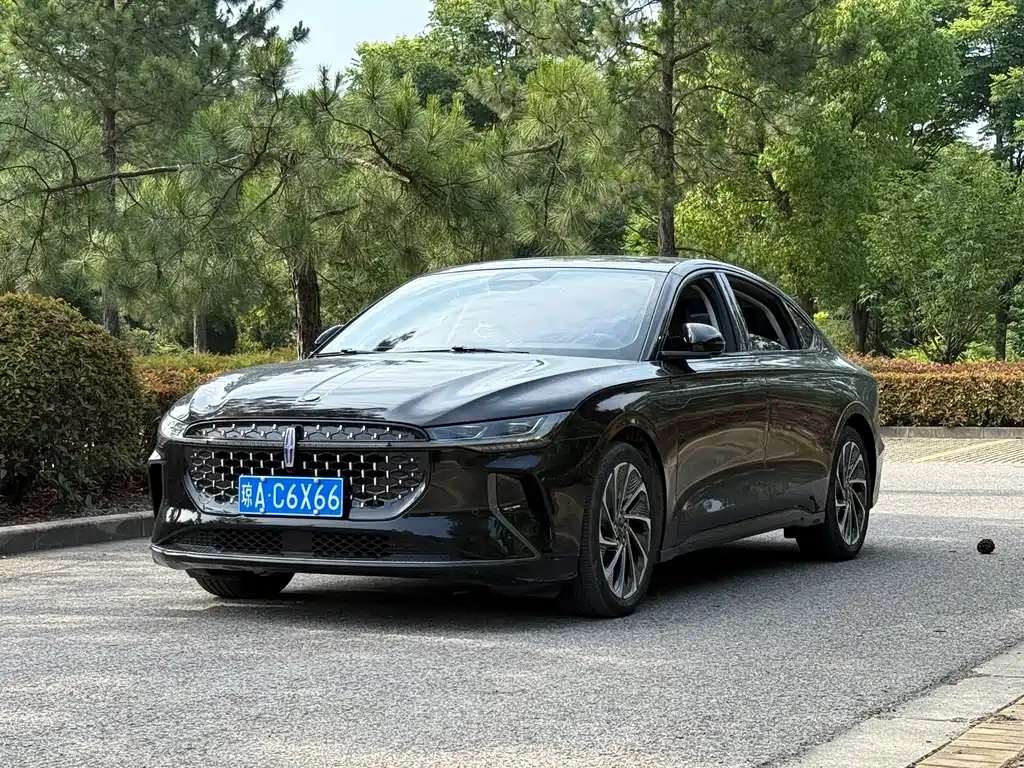 Lincoln Z 2024 2.0T 2WD Premium Comfort Hybrid Edition