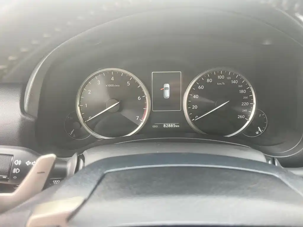 Lexus NX — миниатюра 6