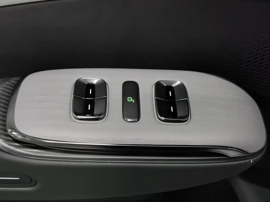 XPeng G7 — миниатюра 9
