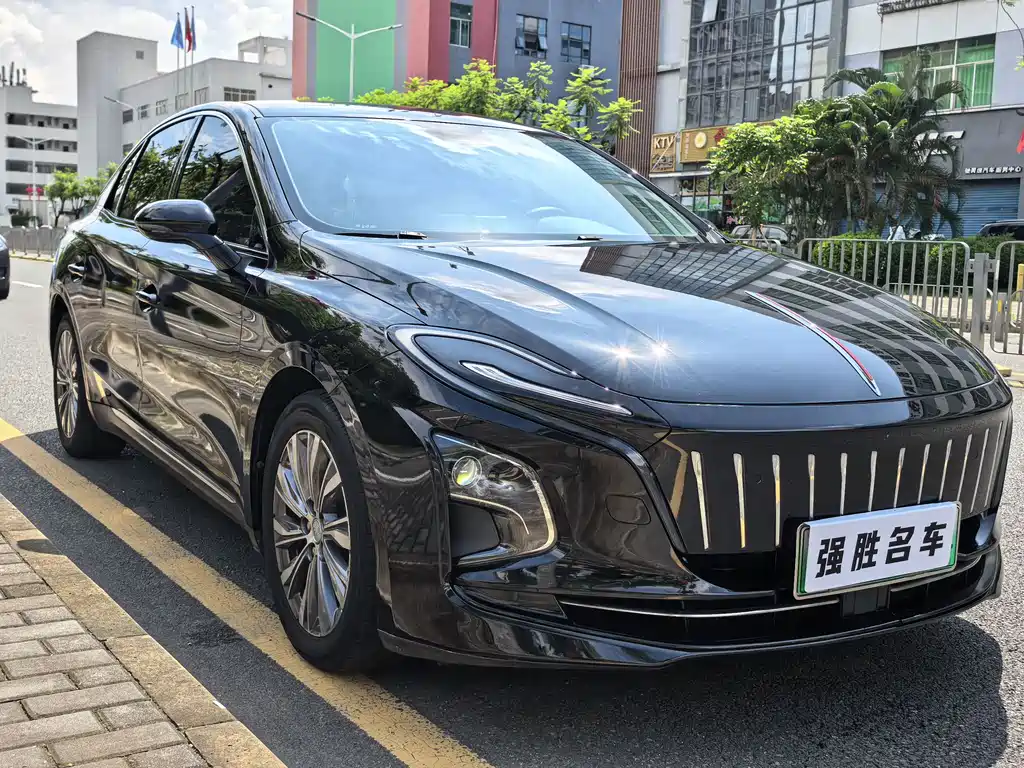 Hongqi E-QM5 2022 431km