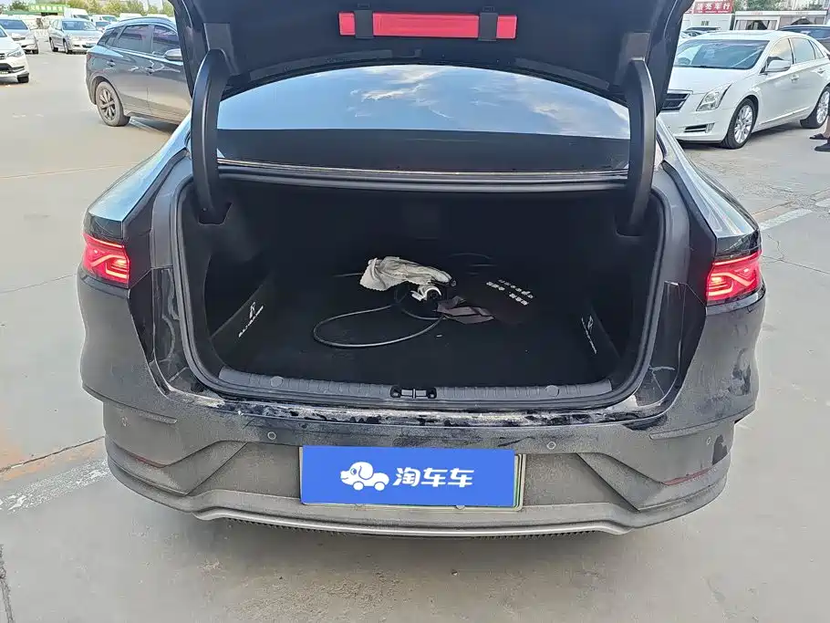 BYD Han — миниатюра 4
