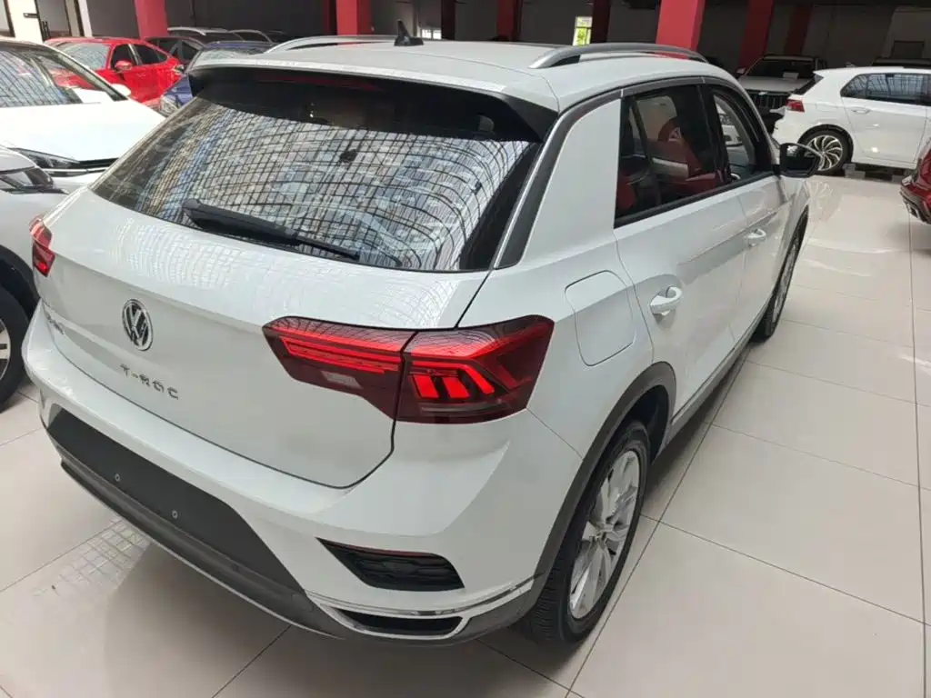 Volkswagen T-Roc — миниатюра 7