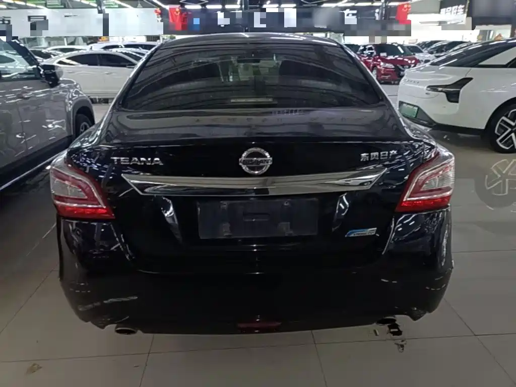 Nissan Teana — миниатюра 6
