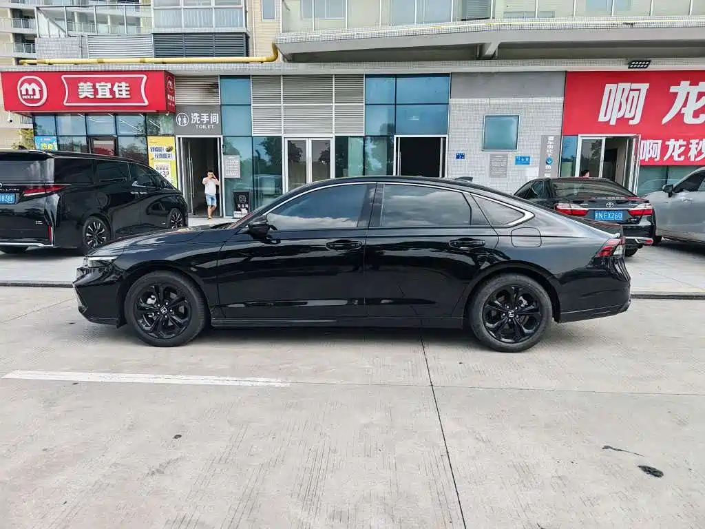 Honda Accord — миниатюра 3