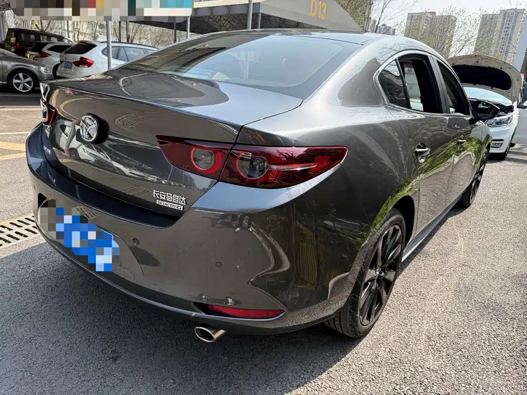 MAZDA 3 ANGKESAILA