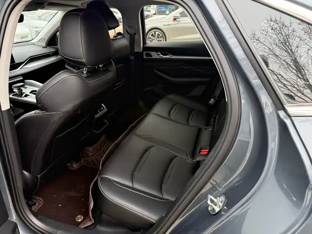 Geely Preface 2023 2.0TD Luxury