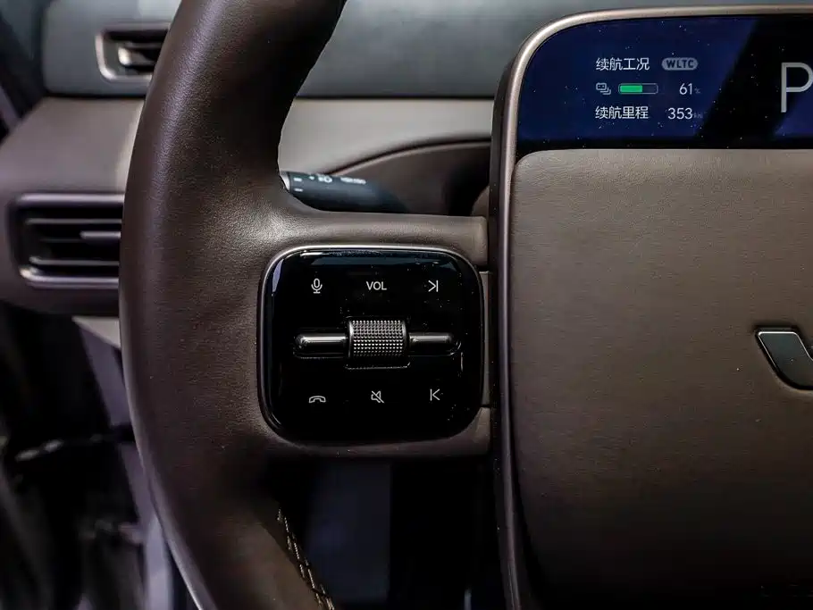 Li Auto Li MEGA — миниатюра 29