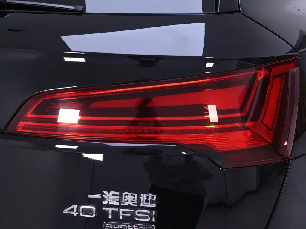 Audi Q5L 2024 40 TFSI Luxury