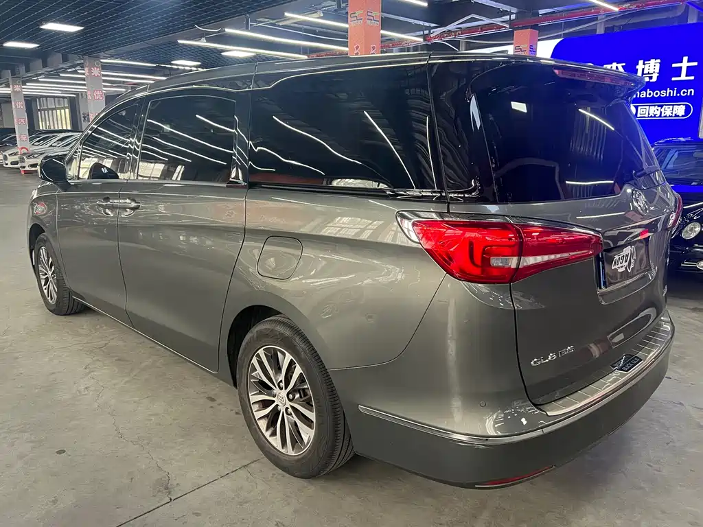 Buick GL8 2018 ES 28T Luxury VI